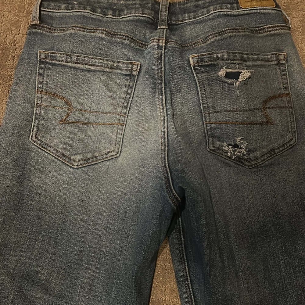 American Eagle Ripped Jeans - Picture 7 of 7